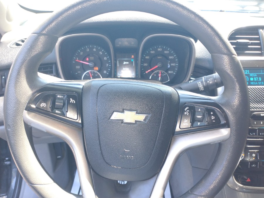 2014 Chevrolet Malibu 4dr Sdn LS w/1LS, available for sale in Elmont, New York | Sunrise of Elmont. Elmont, New York 2014 Chevrolet Malibu 4dr Sdn LS w/1LS, available for sale in Elmont, New York | Sunrise of Elmont. Elmont, New York