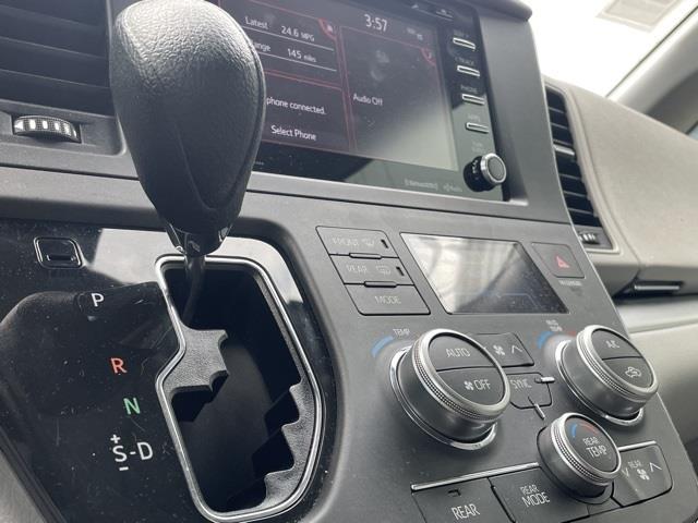 Used Toyota Sienna LE 2018 | Blasius Federal Road. Brookfield, Connecticut Used Toyota Sienna LE 2018 | Blasius Federal Road. Brookfield, Connecticut