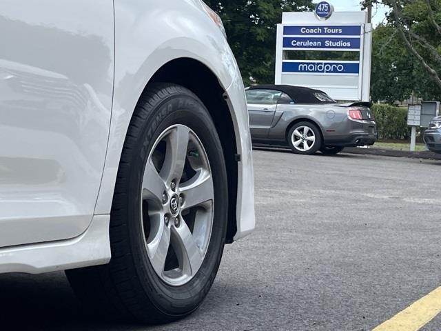 Used Toyota Sienna LE 2018 | Blasius Federal Road. Brookfield, Connecticut Used Toyota Sienna LE 2018 | Blasius Federal Road. Brookfield, Connecticut