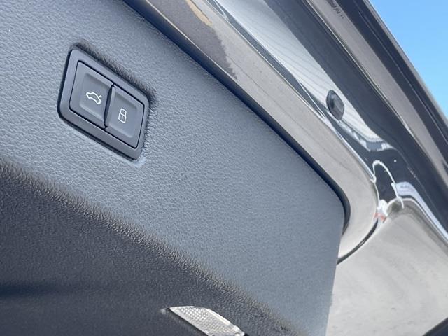 Used Audi Q7 2.0T Premium 2018 | Blasius Federal Road. Brookfield, Connecticut Used Audi Q7 2.0T Premium 2018 | Blasius Federal Road. Brookfield, Connecticut