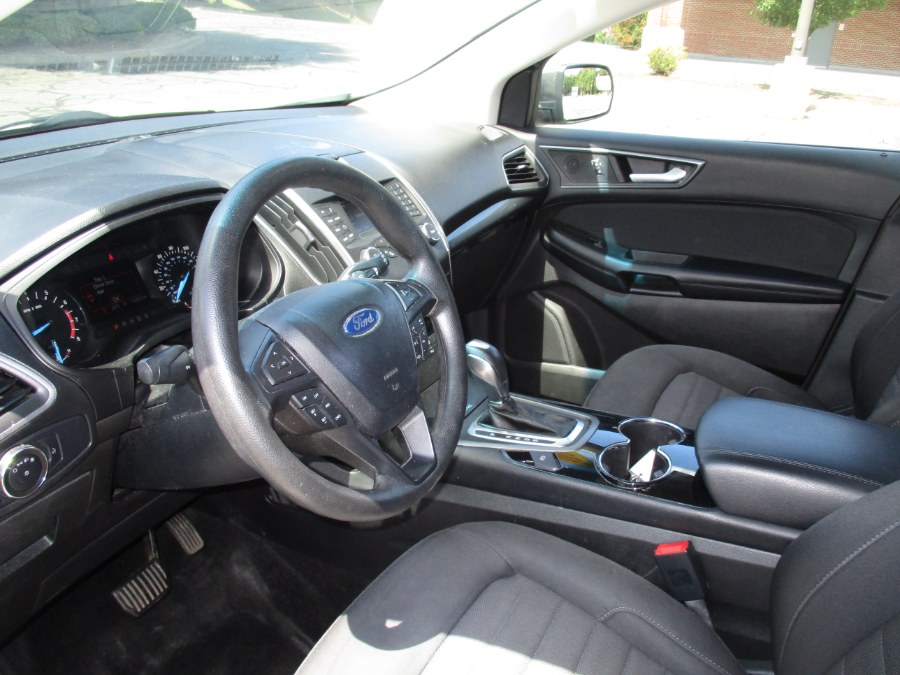 Used Ford Edge 4dr SE AWD 2016 | Universal Motors LLC. New Britain, Connecticut Used Ford Edge 4dr SE AWD 2016 | Universal Motors LLC. New Britain, Connecticut