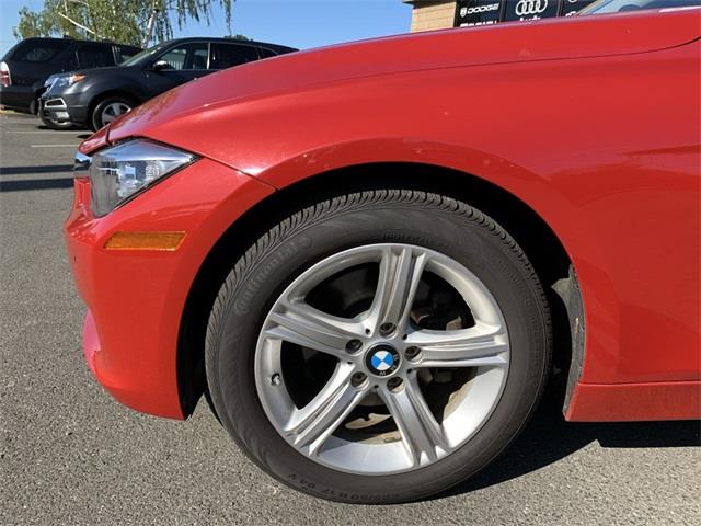 2015 BMW 3 Series 320i xDrive, available for sale in Stratford, Connecticut | Wiz Leasing Inc. Stratford, Connecticut 2015 BMW 3 Series 320i xDrive, available for sale in Stratford, Connecticut | Wiz Leasing Inc. Stratford, Connecticut