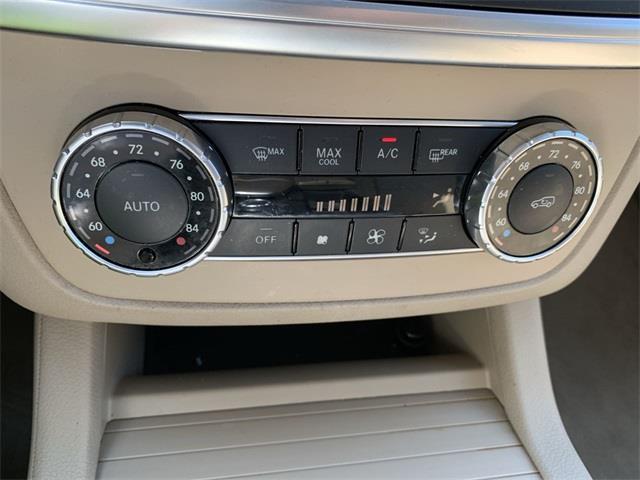 2015 Mercedes-benz M-class ML 350, available for sale in Stratford, Connecticut | Wiz Leasing Inc. Stratford, Connecticut 2015 Mercedes-benz M-class ML 350, available for sale in Stratford, Connecticut | Wiz Leasing Inc. Stratford, Connecticut