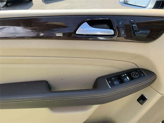 2015 Mercedes-benz M-class ML 350, available for sale in Stratford, Connecticut | Wiz Leasing Inc. Stratford, Connecticut 2015 Mercedes-benz M-class ML 350, available for sale in Stratford, Connecticut | Wiz Leasing Inc. Stratford, Connecticut