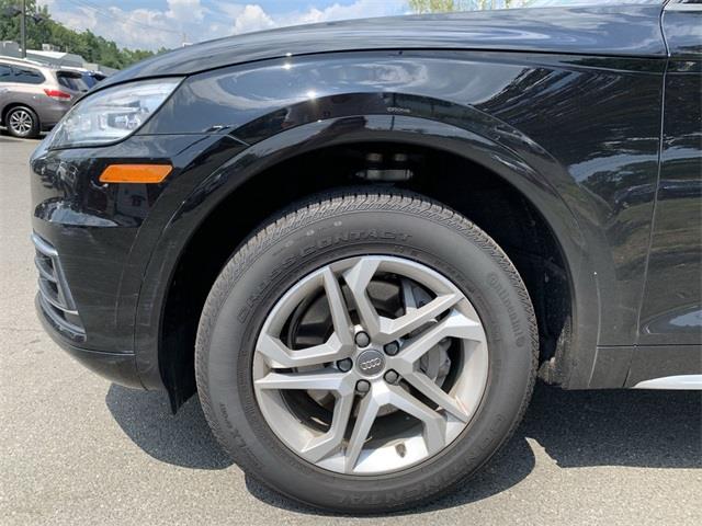 2018 Audi Q5 2.0T Premium, available for sale in Stratford, Connecticut | Wiz Leasing Inc. Stratford, Connecticut 2018 Audi Q5 2.0T Premium, available for sale in Stratford, Connecticut | Wiz Leasing Inc. Stratford, Connecticut