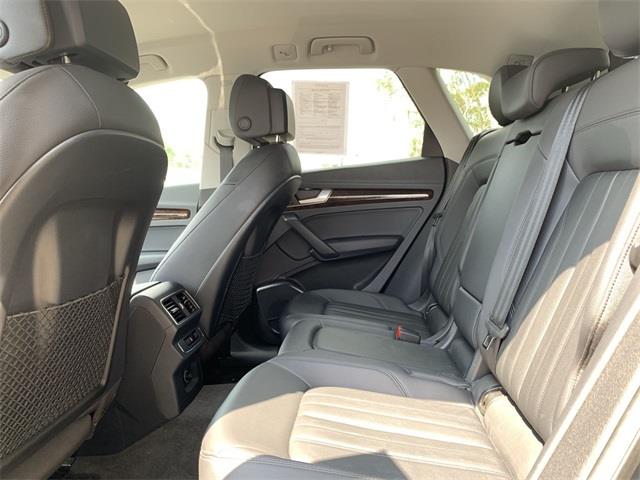 2018 Audi Q5 2.0T Premium, available for sale in Stratford, Connecticut | Wiz Leasing Inc. Stratford, Connecticut 2018 Audi Q5 2.0T Premium, available for sale in Stratford, Connecticut | Wiz Leasing Inc. Stratford, Connecticut