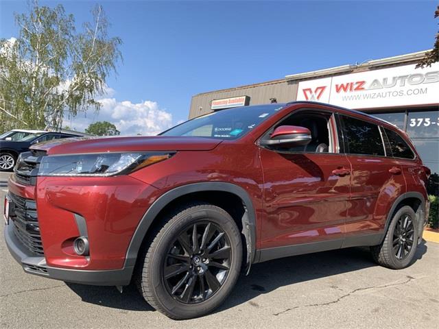 Used Toyota Highlander SE 2019 | Wiz Leasing Inc. Stratford, Connecticut Used Toyota Highlander SE 2019 | Wiz Leasing Inc. Stratford, Connecticut