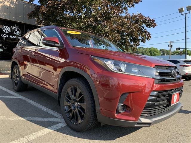 Used Toyota Highlander SE 2019 | Wiz Leasing Inc. Stratford, Connecticut Used Toyota Highlander SE 2019 | Wiz Leasing Inc. Stratford, Connecticut