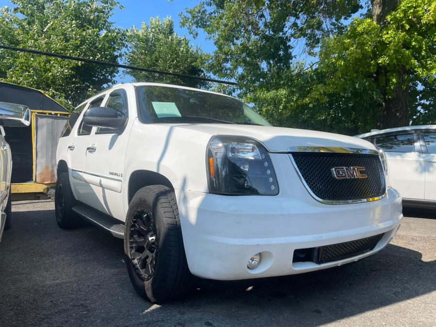 2007 GMC Yukon Denali AWD 4dr, available for sale in Rosedale, New York | Sunrise Auto Sales. Rosedale, New York 2007 GMC Yukon Denali AWD 4dr, available for sale in Rosedale, New York | Sunrise Auto Sales. Rosedale, New York