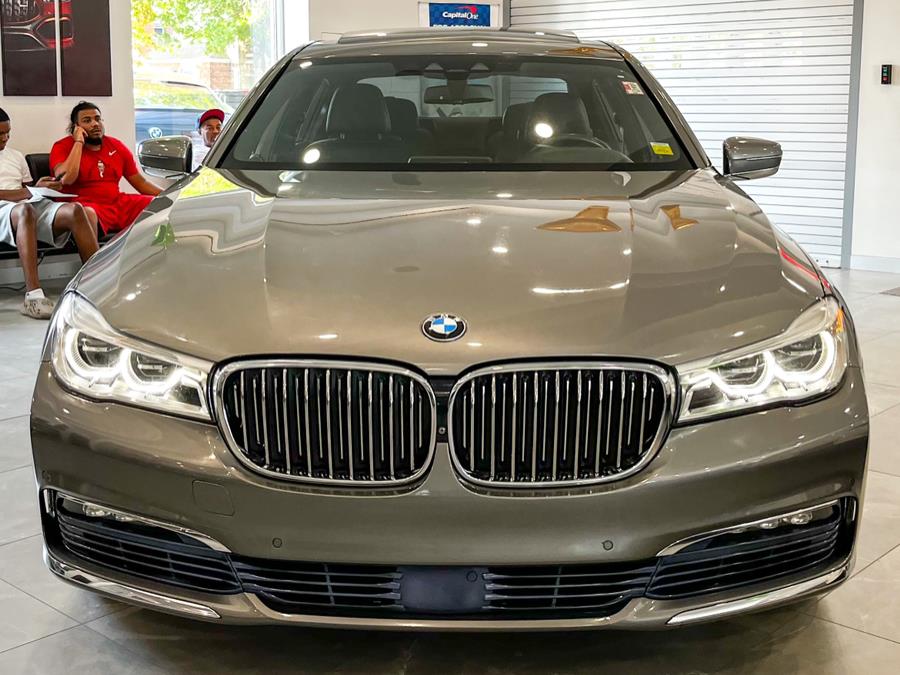 Used BMW 7 Series 4dr Sdn 750i xDrive AWD 2016 | Luxury Motor Club. Franklin Square, New York Used BMW 7 Series 4dr Sdn 750i xDrive AWD 2016 | Luxury Motor Club. Franklin Square, New York