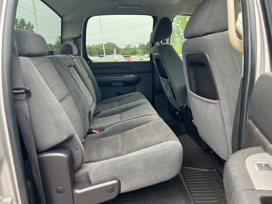 Used Chevrolet Silverado 1500 4WD Crew Cab 143.5" LT w/1LT 2007 | Marsh Auto Sales LLC. Ortonville, Michigan Used Chevrolet Silverado 1500 4WD Crew Cab 143.5" LT w/1LT 2007 | Marsh Auto Sales LLC. Ortonville, Michigan