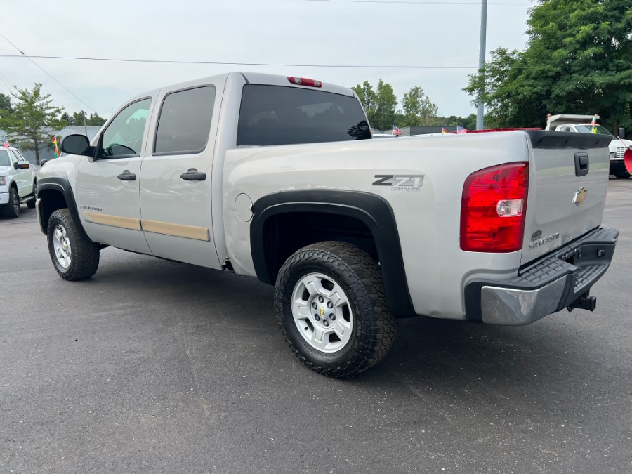 Used Chevrolet Silverado 1500 4WD Crew Cab 143.5" LT w/1LT 2007 | Marsh Auto Sales LLC. Ortonville, Michigan Used Chevrolet Silverado 1500 4WD Crew Cab 143.5" LT w/1LT 2007 | Marsh Auto Sales LLC. Ortonville, Michigan