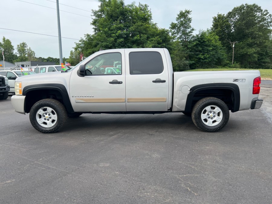 Used Chevrolet Silverado 1500 4WD Crew Cab 143.5" LT w/1LT 2007 | Marsh Auto Sales LLC. Ortonville, Michigan Used Chevrolet Silverado 1500 4WD Crew Cab 143.5" LT w/1LT 2007 | Marsh Auto Sales LLC. Ortonville, Michigan