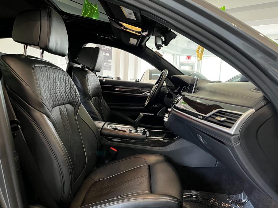 Used BMW 7 Series 4dr Sdn 750i xDrive AWD 2016 | Luxury Motor Club. Franklin Square, New York Used BMW 7 Series 4dr Sdn 750i xDrive AWD 2016 | Luxury Motor Club. Franklin Square, New York