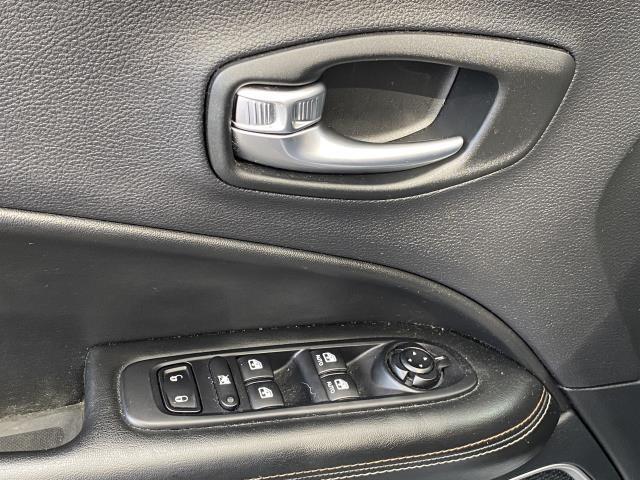 Used Jeep Compass Latitude 2020 | Eastchester Motor Cars. Bronx, New York Used Jeep Compass Latitude 2020 | Eastchester Motor Cars. Bronx, New York