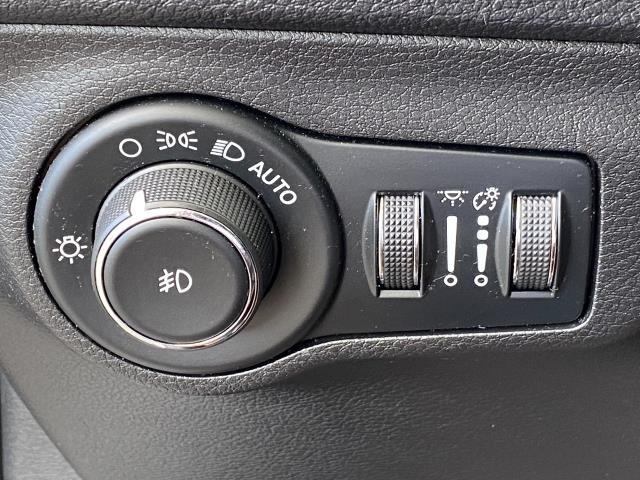 Used Jeep Compass Latitude 2020 | Eastchester Motor Cars. Bronx, New York Used Jeep Compass Latitude 2020 | Eastchester Motor Cars. Bronx, New York