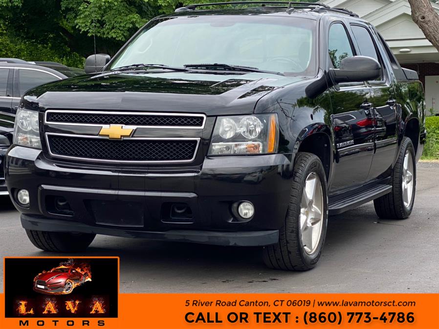 2012 Chevrolet Avalanche 4WD Crew Cab LT, available for sale in Canton, Connecticut | Lava Motors. Canton, Connecticut