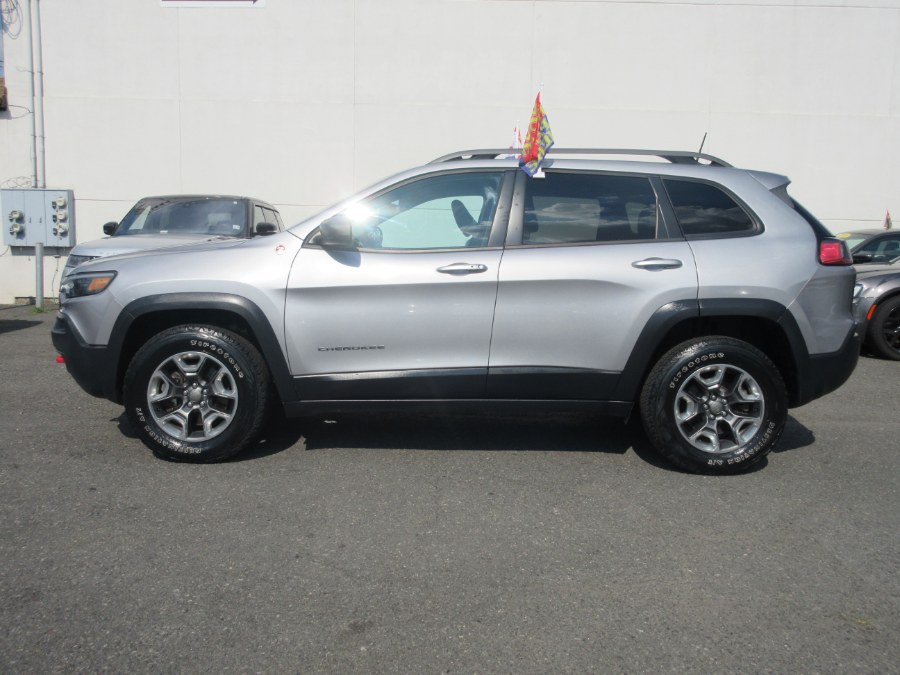 Used Jeep Cherokee Trailhawk 4x4 2019 | Route 27 Auto Mall. Linden, New Jersey Used Jeep Cherokee Trailhawk 4x4 2019 | Route 27 Auto Mall. Linden, New Jersey