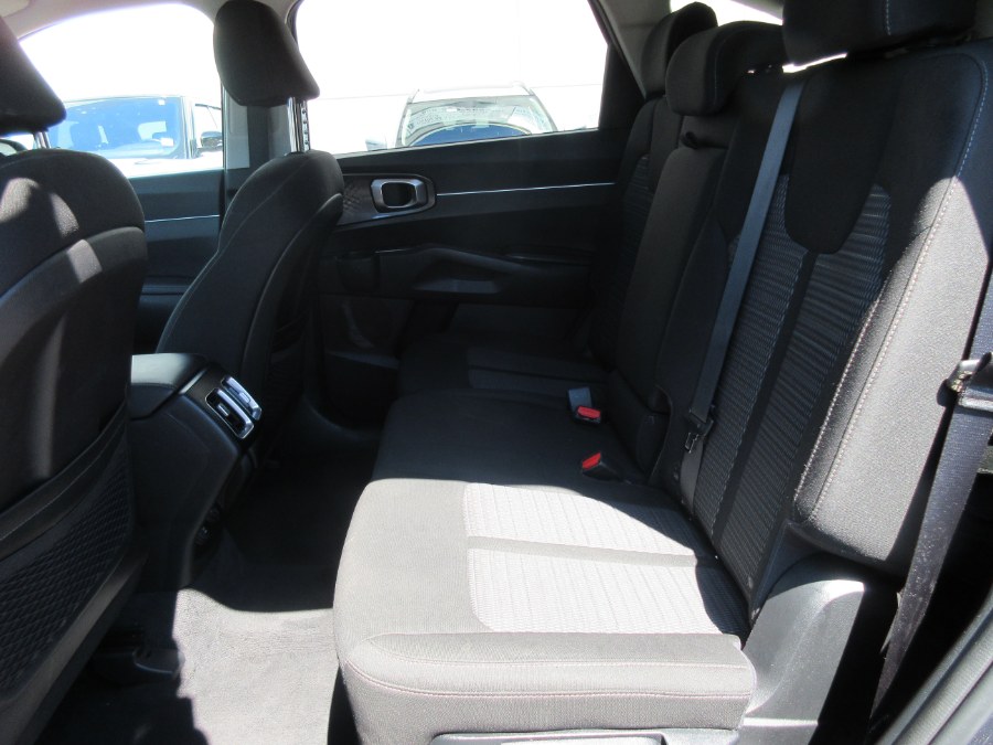 Used Kia Sorento LX FWD 2021 | Route 27 Auto Mall. Linden, New Jersey Used Kia Sorento LX FWD 2021 | Route 27 Auto Mall. Linden, New Jersey