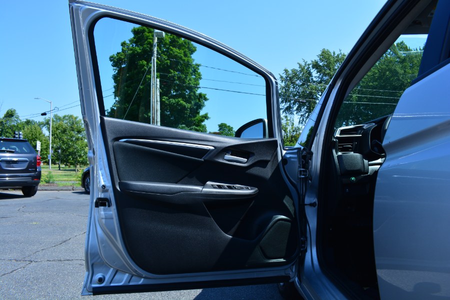 Used Honda Fit 5dr HB CVT LX 2015 | Longmeadow Motor Cars. ENFIELD, Connecticut