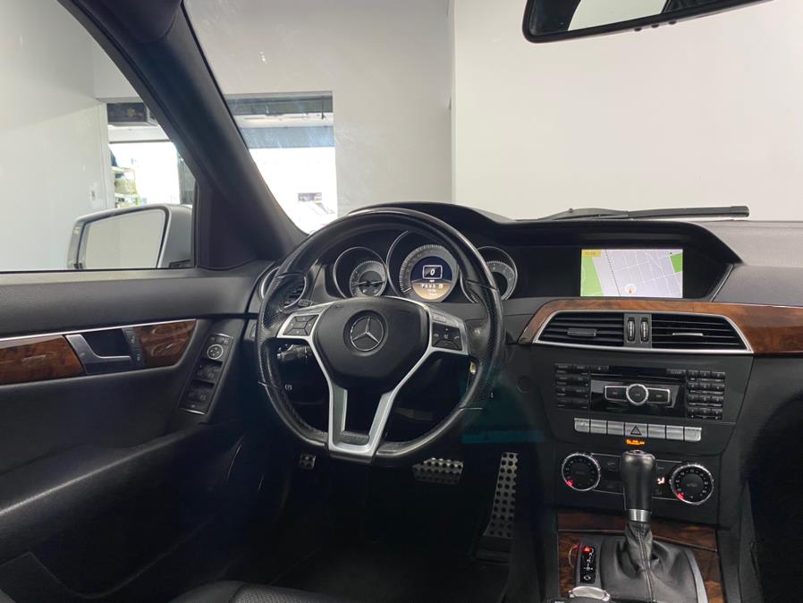 Used Mercedes-Benz C-Class 4dr Sdn C300 Sport 4MATIC 2012 | M Auto Group. Elizabeth, New Jersey Used Mercedes-Benz C-Class 4dr Sdn C300 Sport 4MATIC 2012 | M Auto Group. Elizabeth, New Jersey