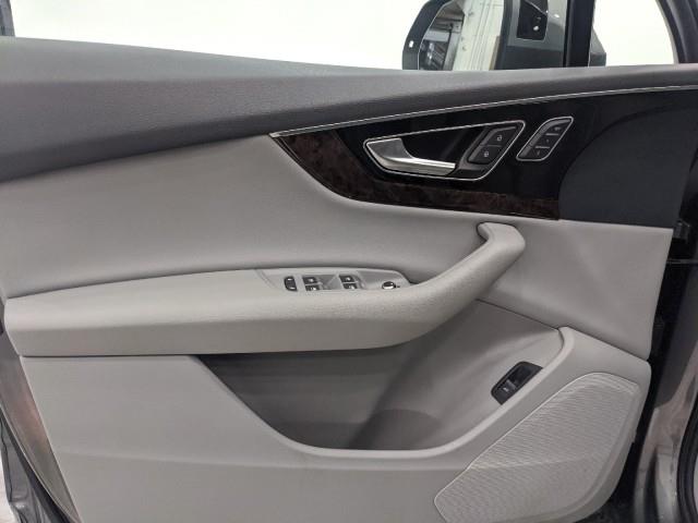 Used Audi Q7 quattro Premium Plus w/ Navi & rearCam 2017 | Car Revolution. Maple Shade, New Jersey Used Audi Q7 quattro Premium Plus w/ Navi & rearCam 2017 | Car Revolution. Maple Shade, New Jersey