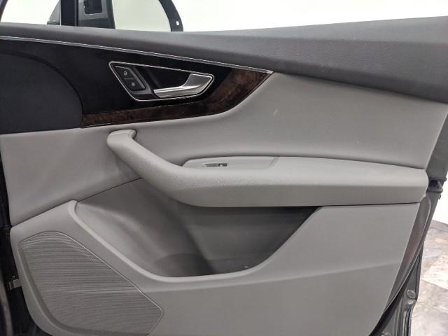 Used Audi Q7 quattro Premium Plus w/ Navi & rearCam 2017 | Car Revolution. Maple Shade, New Jersey Used Audi Q7 quattro Premium Plus w/ Navi & rearCam 2017 | Car Revolution. Maple Shade, New Jersey