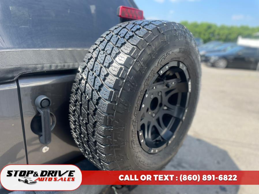 Used Jeep Wrangler Unlimited 4WD 4dr Sport 2016 | Stop & Drive Auto Sales. East Windsor, Connecticut Used Jeep Wrangler Unlimited 4WD 4dr Sport 2016 | Stop & Drive Auto Sales. East Windsor, Connecticut