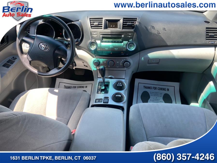2012 Toyota Highlander 4WD 4dr V6 SE (Natl), available for sale in Berlin, Connecticut | Berlin Auto Sales LLC. Berlin, Connecticut 2012 Toyota Highlander 4WD 4dr V6 SE (Natl), available for sale in Berlin, Connecticut | Berlin Auto Sales LLC. Berlin, Connecticut