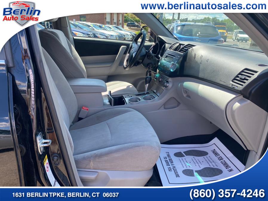 2012 Toyota Highlander 4WD 4dr V6 SE (Natl), available for sale in Berlin, Connecticut | Berlin Auto Sales LLC. Berlin, Connecticut 2012 Toyota Highlander 4WD 4dr V6 SE (Natl), available for sale in Berlin, Connecticut | Berlin Auto Sales LLC. Berlin, Connecticut
