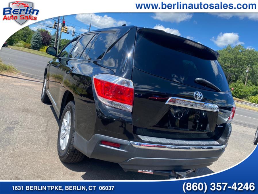 2012 Toyota Highlander 4WD 4dr V6 SE (Natl), available for sale in Berlin, Connecticut | Berlin Auto Sales LLC. Berlin, Connecticut 2012 Toyota Highlander 4WD 4dr V6 SE (Natl), available for sale in Berlin, Connecticut | Berlin Auto Sales LLC. Berlin, Connecticut