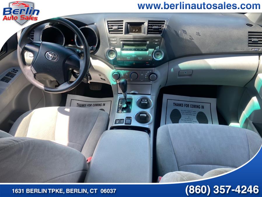 2012 Toyota Highlander 4WD 4dr V6 SE (Natl), available for sale in Berlin, Connecticut | Berlin Auto Sales LLC. Berlin, Connecticut 2012 Toyota Highlander 4WD 4dr V6 SE (Natl), available for sale in Berlin, Connecticut | Berlin Auto Sales LLC. Berlin, Connecticut