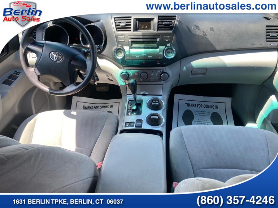 2012 Toyota Highlander 4WD 4dr V6 SE (Natl), available for sale in Berlin, Connecticut | Berlin Auto Sales LLC. Berlin, Connecticut 2012 Toyota Highlander 4WD 4dr V6 SE (Natl), available for sale in Berlin, Connecticut | Berlin Auto Sales LLC. Berlin, Connecticut