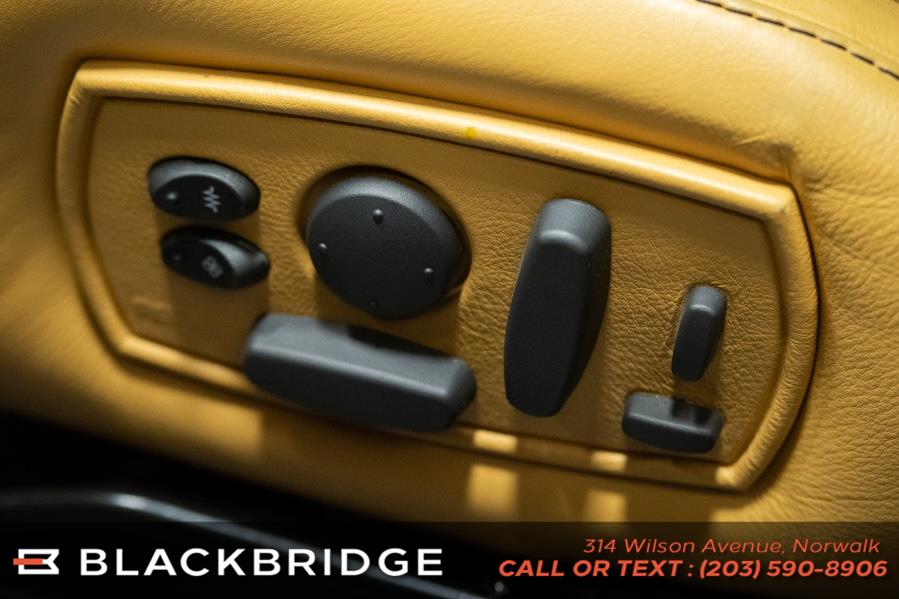 1988 Land Rover Defender 90, available for sale in Norwalk, Connecticut | Black Bridge Motors, LLC. Norwalk, Connecticut 1988 Land Rover Defender 90, available for sale in Norwalk, Connecticut | Black Bridge Motors, LLC. Norwalk, Connecticut