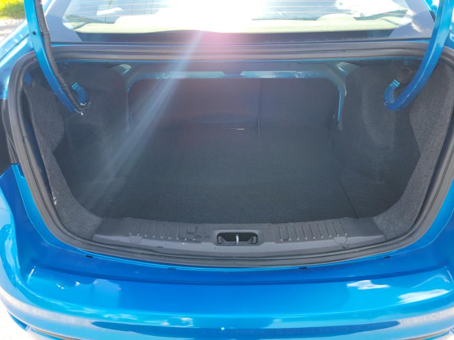 Used Ford Fiesta 4dr Sdn SE 2016 | Ideal Auto Sales & Repairs. Orlando, Florida Used Ford Fiesta 4dr Sdn SE 2016 | Ideal Auto Sales & Repairs. Orlando, Florida