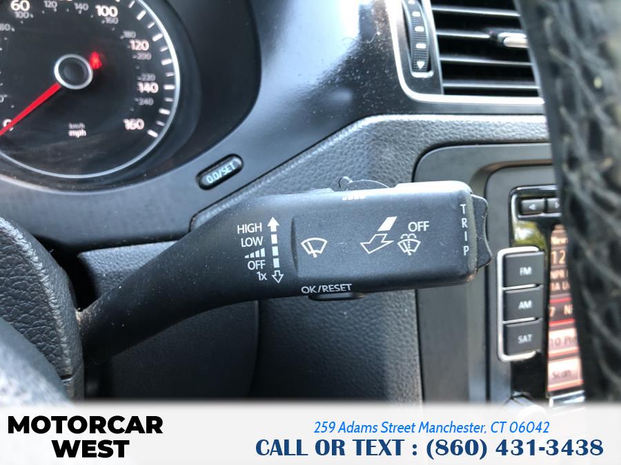 2014 Volkswagen Jetta Sedan 4dr Auto SE w/Connectivity/Sunroof PZEV, available for sale in Manchester, Connecticut | Motorcar West. Manchester, Connecticut 2014 Volkswagen Jetta Sedan 4dr Auto SE w/Connectivity/Sunroof PZEV, available for sale in Manchester, Connecticut | Motorcar West. Manchester, Connecticut
