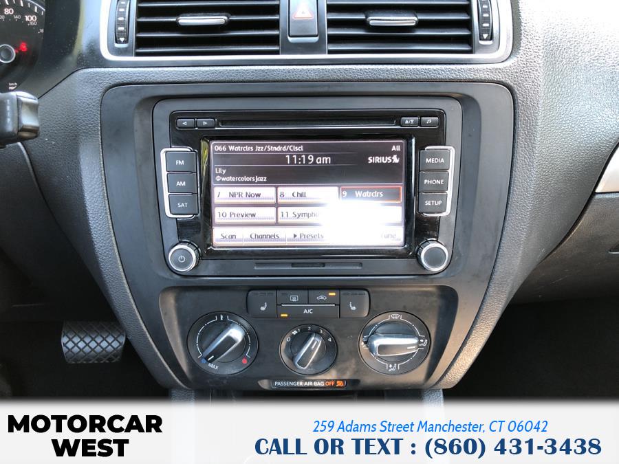 2014 Volkswagen Jetta Sedan 4dr Auto SE w/Connectivity/Sunroof PZEV, available for sale in Manchester, Connecticut | Motorcar West. Manchester, Connecticut 2014 Volkswagen Jetta Sedan 4dr Auto SE w/Connectivity/Sunroof PZEV, available for sale in Manchester, Connecticut | Motorcar West. Manchester, Connecticut