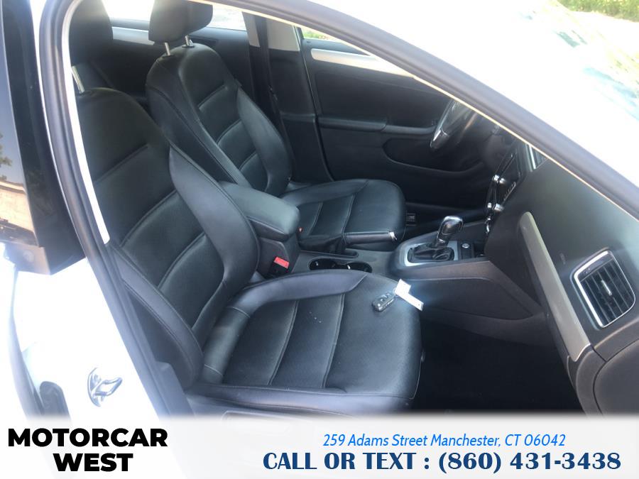 2014 Volkswagen Jetta Sedan 4dr Auto SE w/Connectivity/Sunroof PZEV, available for sale in Manchester, Connecticut | Motorcar West. Manchester, Connecticut 2014 Volkswagen Jetta Sedan 4dr Auto SE w/Connectivity/Sunroof PZEV, available for sale in Manchester, Connecticut | Motorcar West. Manchester, Connecticut