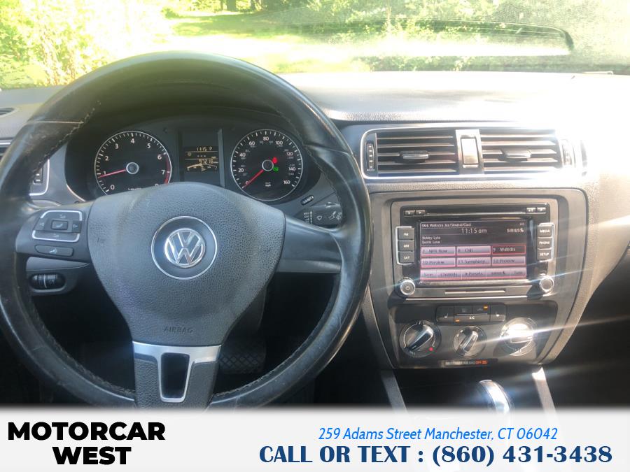 2014 Volkswagen Jetta Sedan 4dr Auto SE w/Connectivity/Sunroof PZEV, available for sale in Manchester, Connecticut | Motorcar West. Manchester, Connecticut 2014 Volkswagen Jetta Sedan 4dr Auto SE w/Connectivity/Sunroof PZEV, available for sale in Manchester, Connecticut | Motorcar West. Manchester, Connecticut