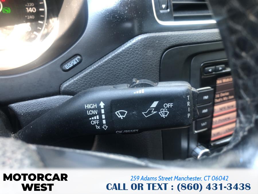 2014 Volkswagen Jetta Sedan 4dr Auto SE w/Connectivity/Sunroof PZEV, available for sale in Manchester, Connecticut | Motorcar West. Manchester, Connecticut 2014 Volkswagen Jetta Sedan 4dr Auto SE w/Connectivity/Sunroof PZEV, available for sale in Manchester, Connecticut | Motorcar West. Manchester, Connecticut