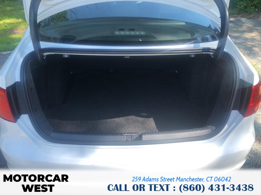 2014 Volkswagen Jetta Sedan 4dr Auto SE w/Connectivity/Sunroof PZEV, available for sale in Manchester, Connecticut | Motorcar West. Manchester, Connecticut 2014 Volkswagen Jetta Sedan 4dr Auto SE w/Connectivity/Sunroof PZEV, available for sale in Manchester, Connecticut | Motorcar West. Manchester, Connecticut