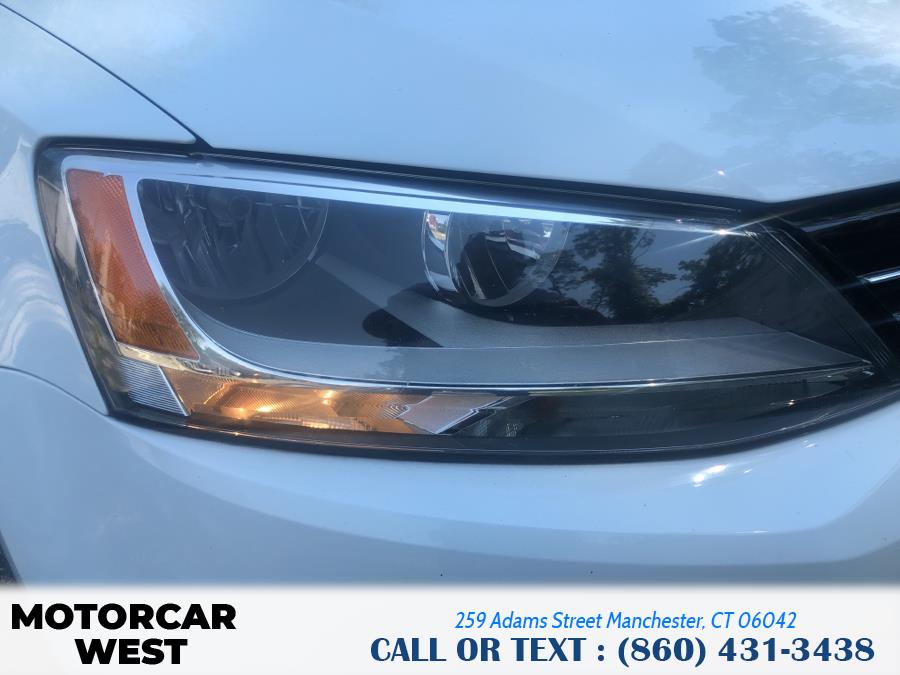 2014 Volkswagen Jetta Sedan 4dr Auto SE w/Connectivity/Sunroof PZEV, available for sale in Manchester, Connecticut | Motorcar West. Manchester, Connecticut 2014 Volkswagen Jetta Sedan 4dr Auto SE w/Connectivity/Sunroof PZEV, available for sale in Manchester, Connecticut | Motorcar West. Manchester, Connecticut