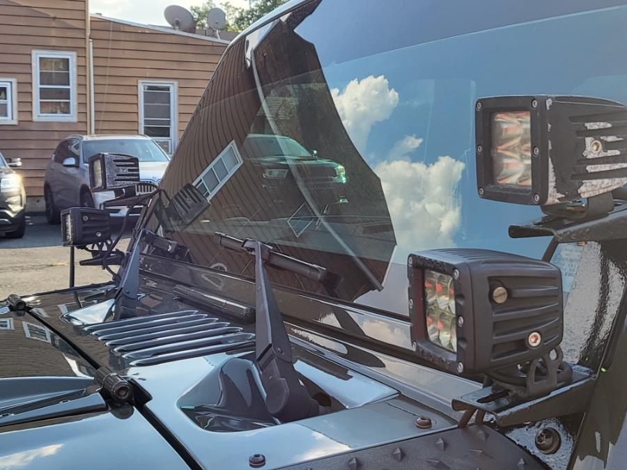 2015 Jeep Wrangler Unlimited 4WD 4dr Rubicon, available for sale in Newark, New Jersey | Champion Auto Sales. Newark, New Jersey 2015 Jeep Wrangler Unlimited 4WD 4dr Rubicon, available for sale in Newark, New Jersey | Champion Auto Sales. Newark, New Jersey