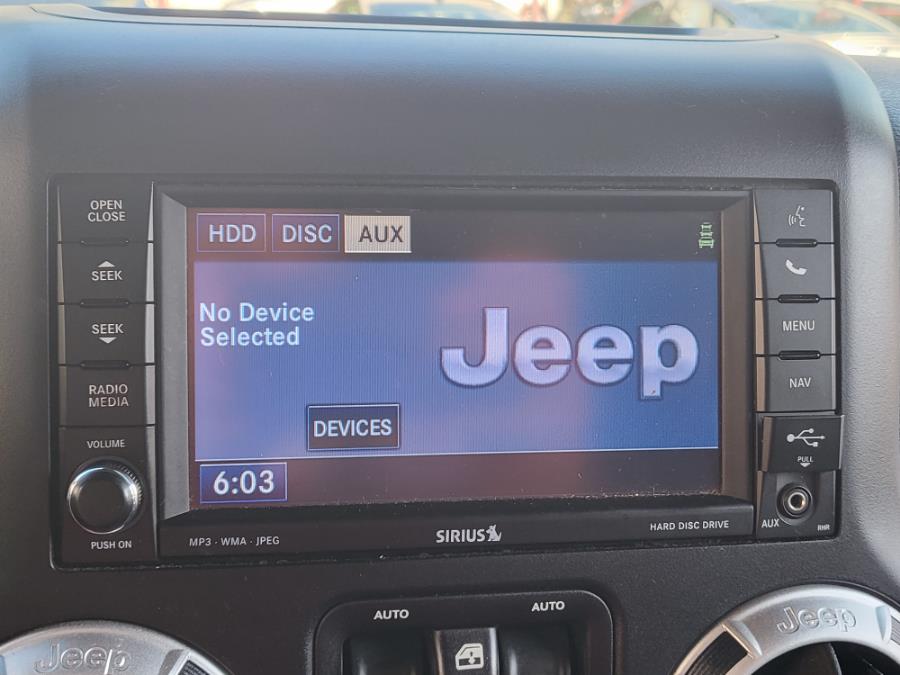 2015 Jeep Wrangler Unlimited 4WD 4dr Rubicon, available for sale in Newark, New Jersey | Champion Auto Sales. Newark, New Jersey 2015 Jeep Wrangler Unlimited 4WD 4dr Rubicon, available for sale in Newark, New Jersey | Champion Auto Sales. Newark, New Jersey