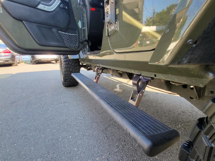 2015 Jeep Wrangler Unlimited 4WD 4dr Rubicon, available for sale in Newark, New Jersey | Champion Auto Sales. Newark, New Jersey 2015 Jeep Wrangler Unlimited 4WD 4dr Rubicon, available for sale in Newark, New Jersey | Champion Auto Sales. Newark, New Jersey