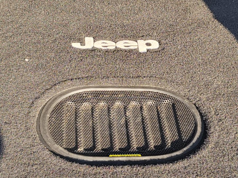 2015 Jeep Wrangler Unlimited 4WD 4dr Rubicon, available for sale in Newark, New Jersey | Champion Auto Sales. Newark, New Jersey 2015 Jeep Wrangler Unlimited 4WD 4dr Rubicon, available for sale in Newark, New Jersey | Champion Auto Sales. Newark, New Jersey