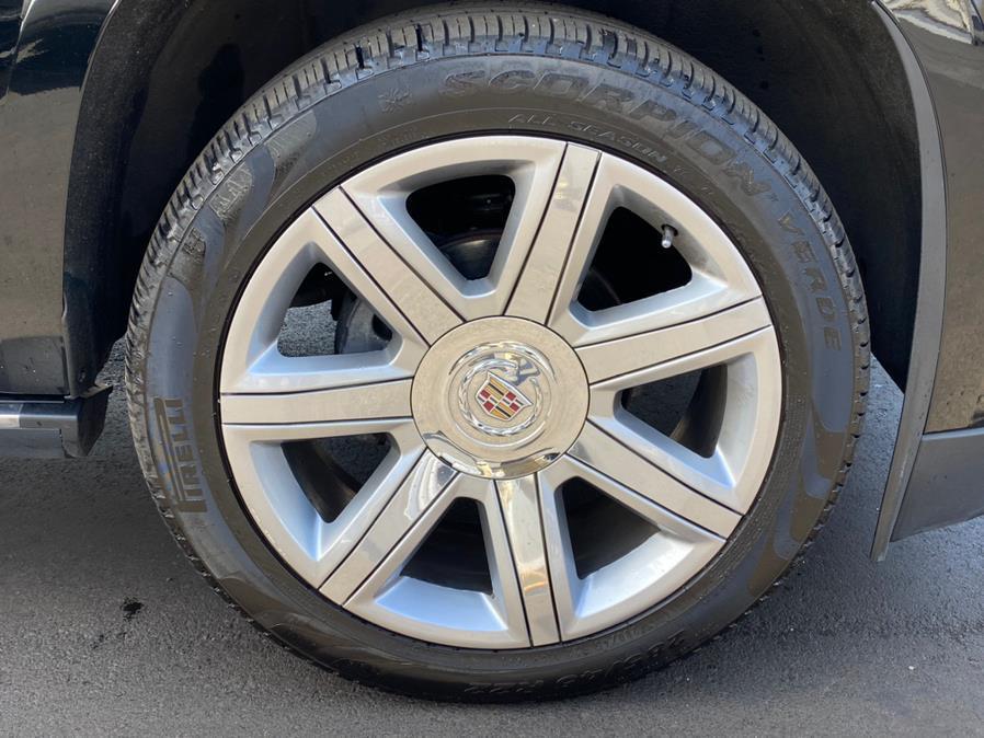 Used Cadillac Escalade 4WD 4dr Premium Collection 2016 | Lava Motors 2 Inc. Canton, Connecticut Used Cadillac Escalade 4WD 4dr Premium Collection 2016 | Lava Motors 2 Inc. Canton, Connecticut