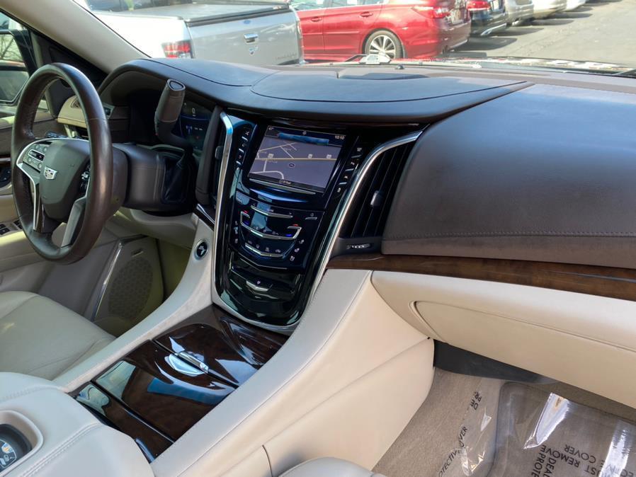 Used Cadillac Escalade 4WD 4dr Premium Collection 2016 | Lava Motors 2 Inc. Canton, Connecticut Used Cadillac Escalade 4WD 4dr Premium Collection 2016 | Lava Motors 2 Inc. Canton, Connecticut