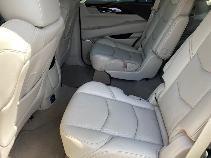 Used Cadillac Escalade 4WD 4dr Premium Collection 2016 | Lava Motors 2 Inc. Canton, Connecticut Used Cadillac Escalade 4WD 4dr Premium Collection 2016 | Lava Motors 2 Inc. Canton, Connecticut