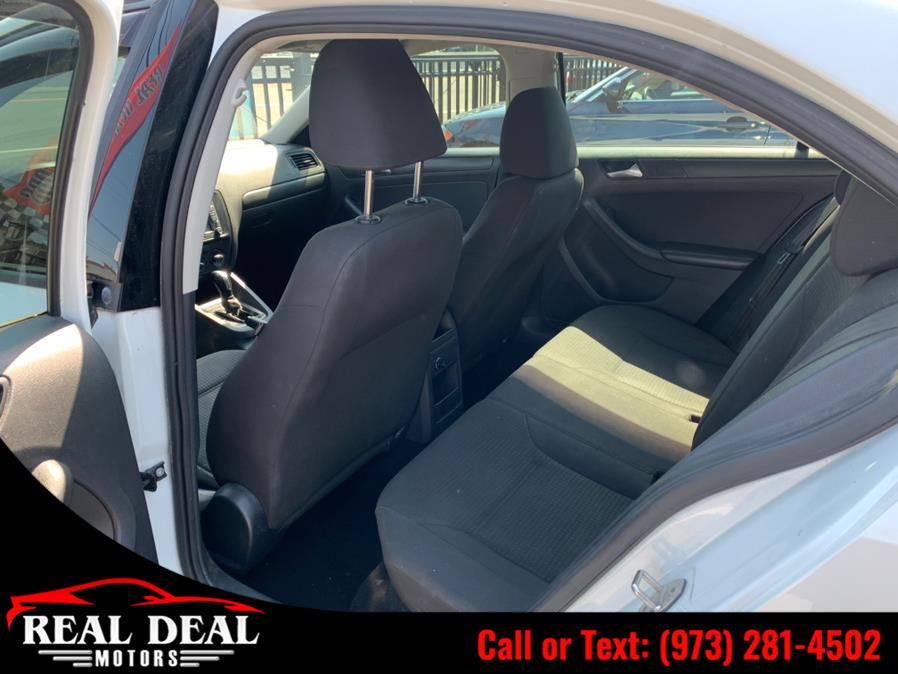 Used Volkswagen Jetta Sedan 4dr Auto 2.0L S 2015 | Real Deal Motors. Lodi, New Jersey Used Volkswagen Jetta Sedan 4dr Auto 2.0L S 2015 | Real Deal Motors. Lodi, New Jersey